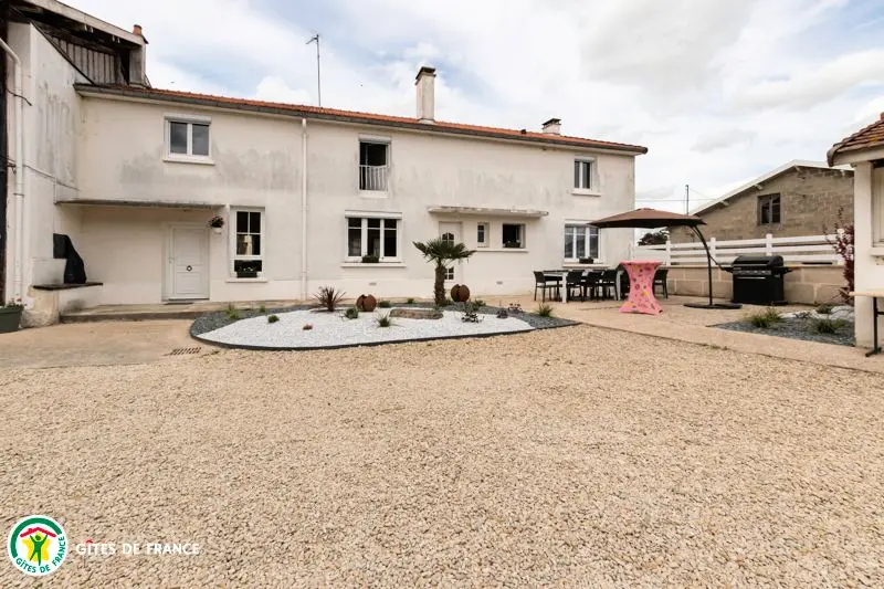 Gîte de France Die parenthesis 4 Ohren