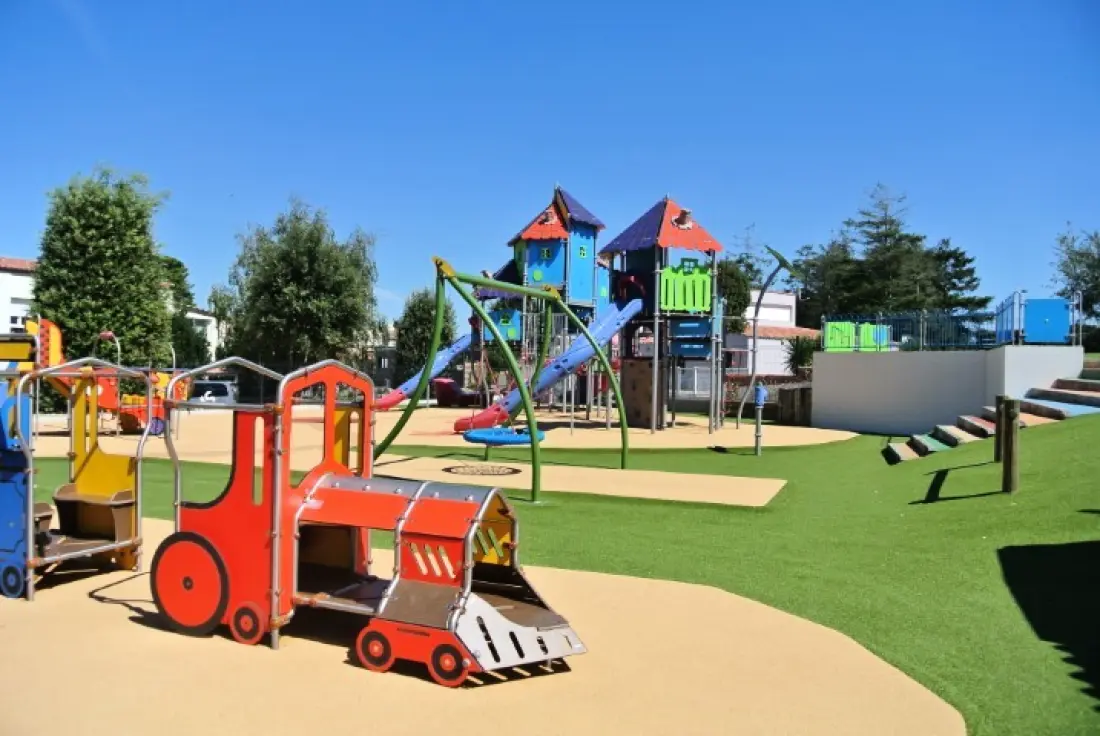 Camping Club MS Les Brunelles 5 Sterne★★★★★