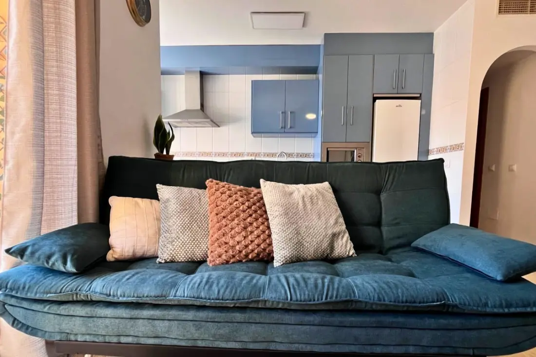 La Perla Azul: Beach 50m, felújított és lusta