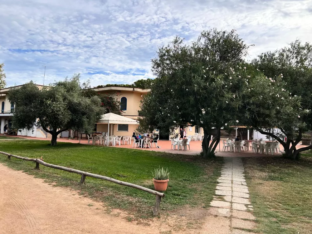 Campingplads Iscrixedda Tæt på