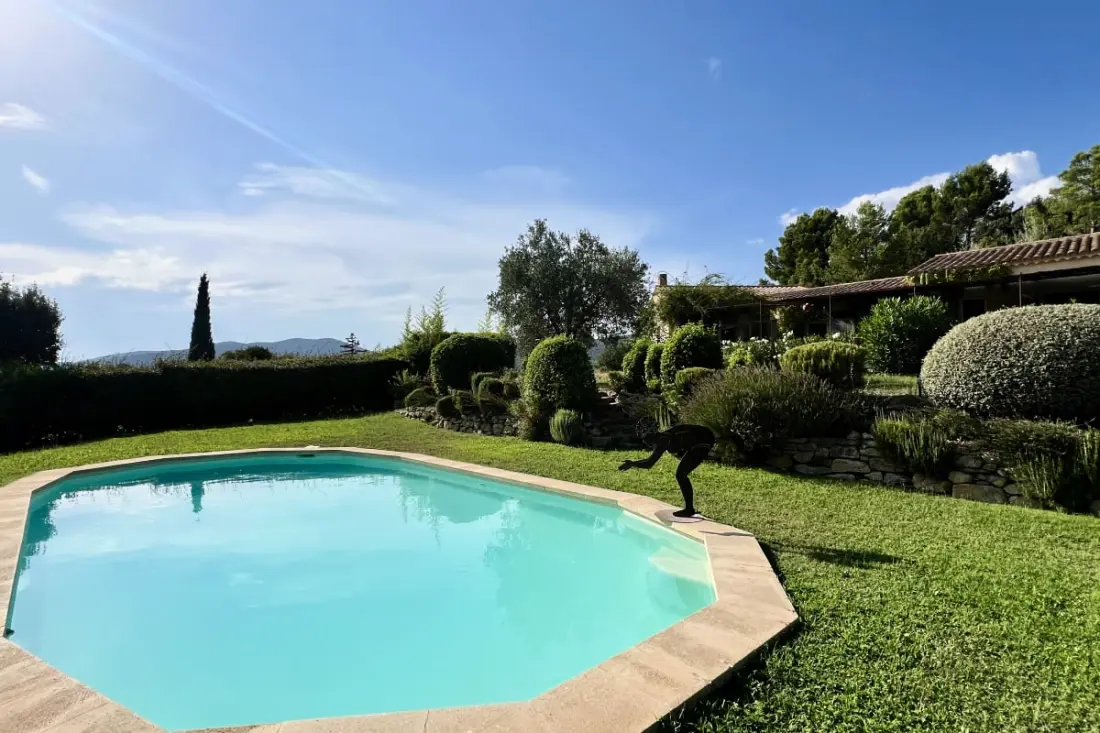 La Pergola Lourmarin 4 hálószoba 4 fürdőszoba, Úszómedence