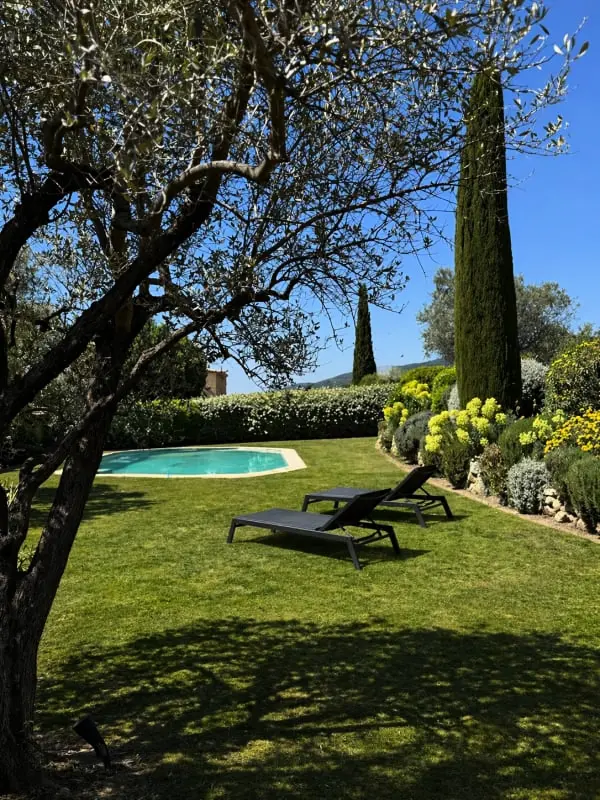 La Pergola Lourmarin 4 hálószoba 4 fürdőszoba, Úszómedence