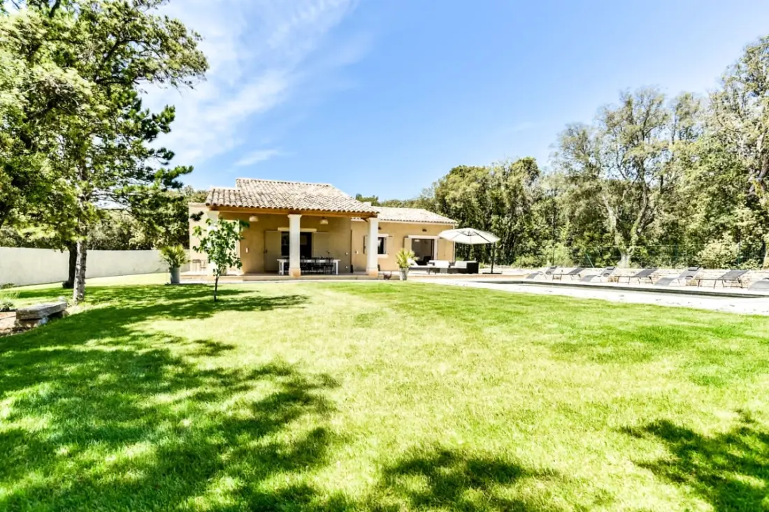 Villa Tranquilla: Charming Retreat With Swimming Pool in Lourmarin
