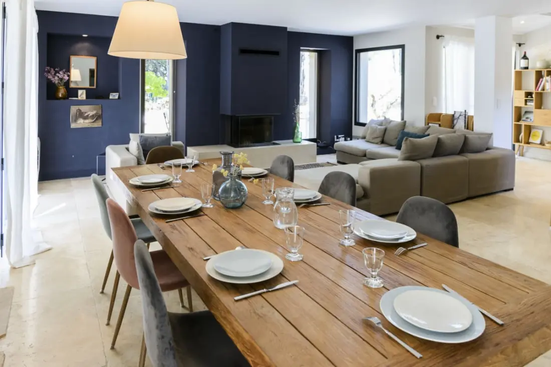 Bastide Blanche: Villa with Pool and Terrain From Pétanque to Lourmarin.