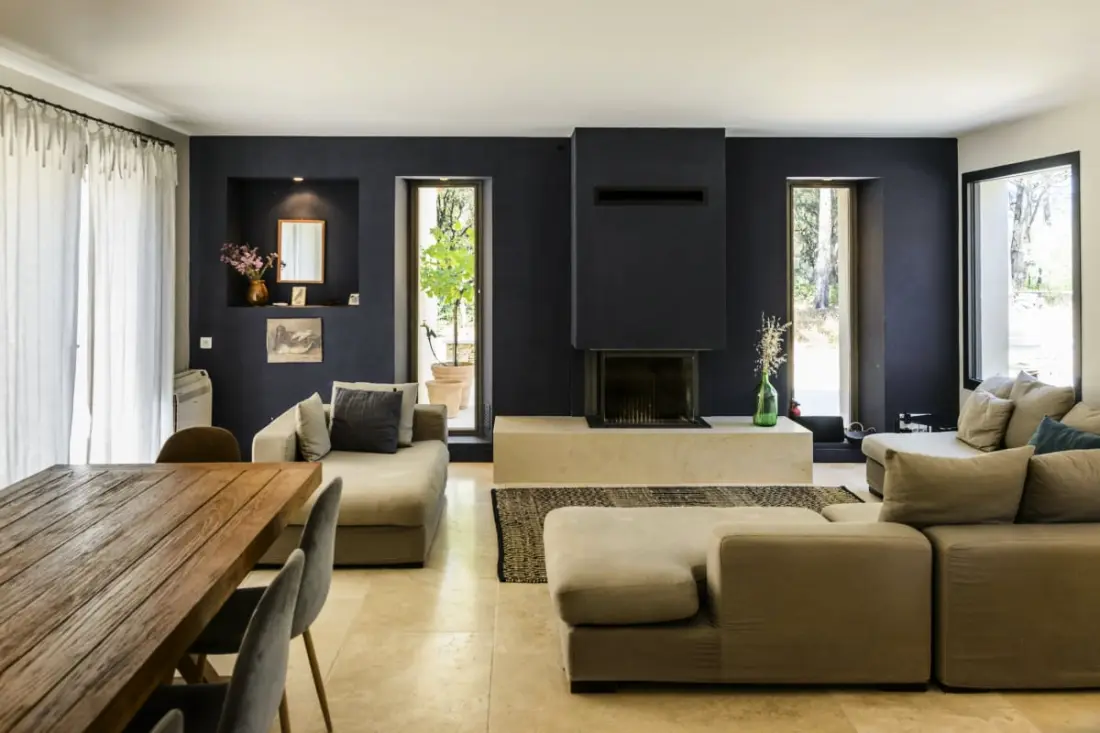 Bastide Blanche: Villa with Pool and Terrain From Pétanque to Lourmarin.