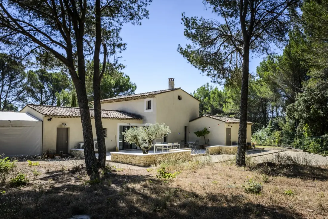 Bastide Blanche: Villa with Pool and Terrain From Pétanque to Lourmarin.