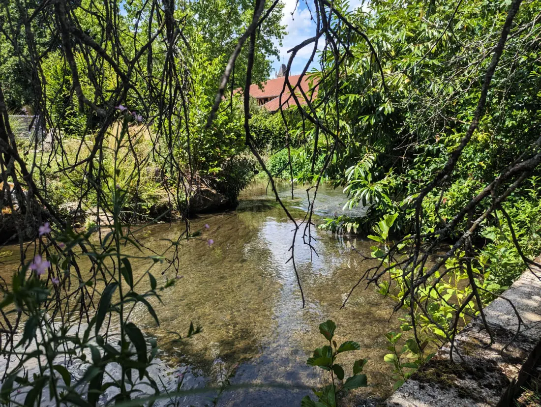 Gîte de France Über dem Wasser 4 Ohren