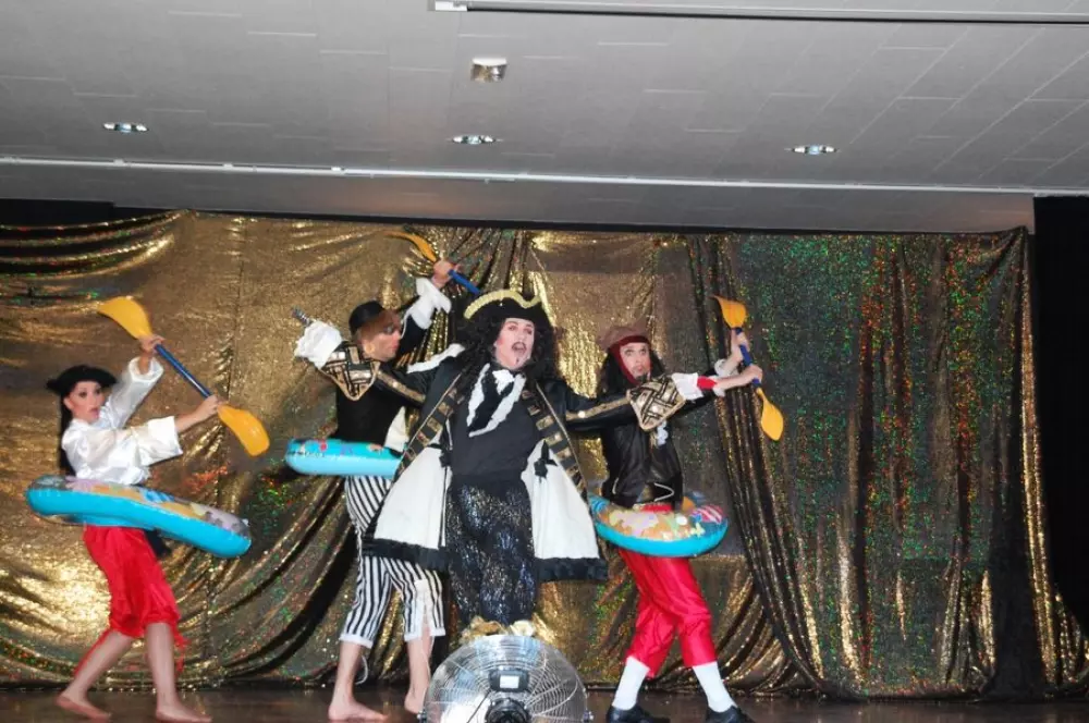 Camping Domaine des Guifettes 3 Estrellas★★★