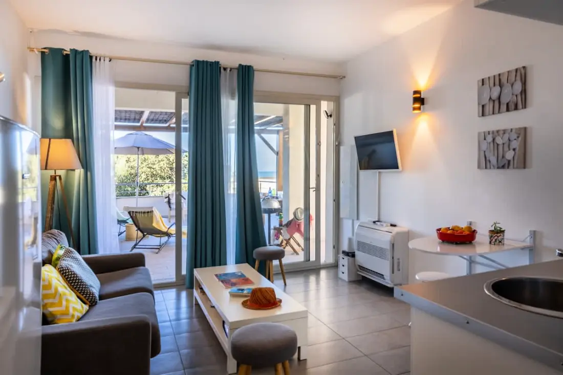Casa Mediterranio