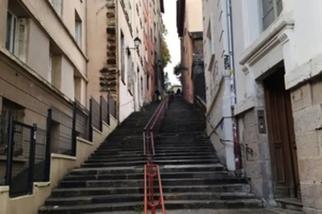 Stúdió - 2p - Old Lyon