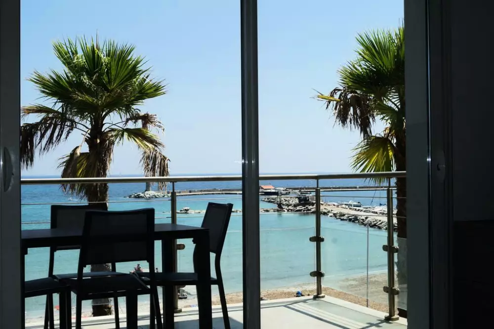 Residence La Villa Tyrenia