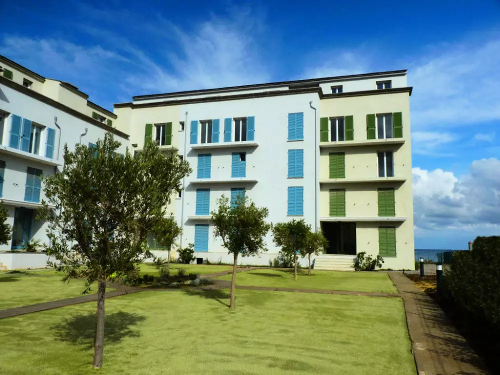 Residence La Villa Tyrenia