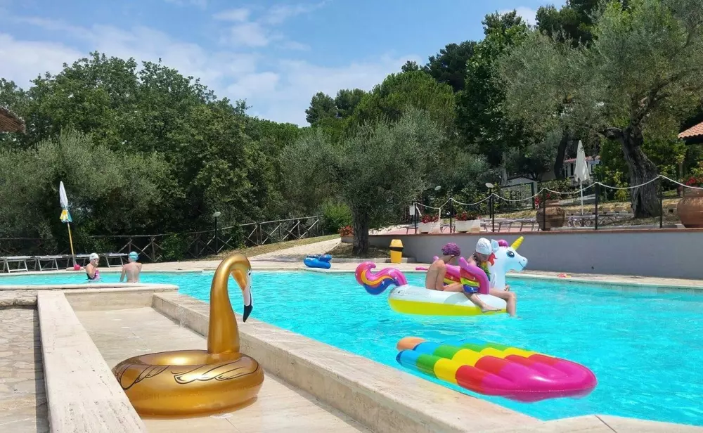 Camping Village Cerquestra 3 Stjerner★★★