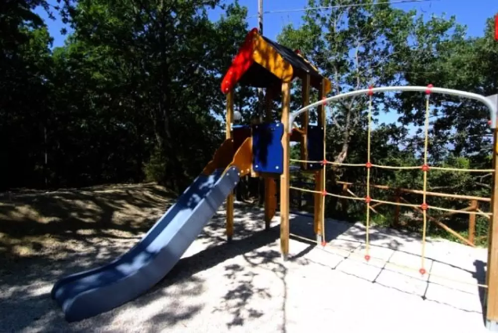 Camping Village Cerquestra 3 Stjerner★★★