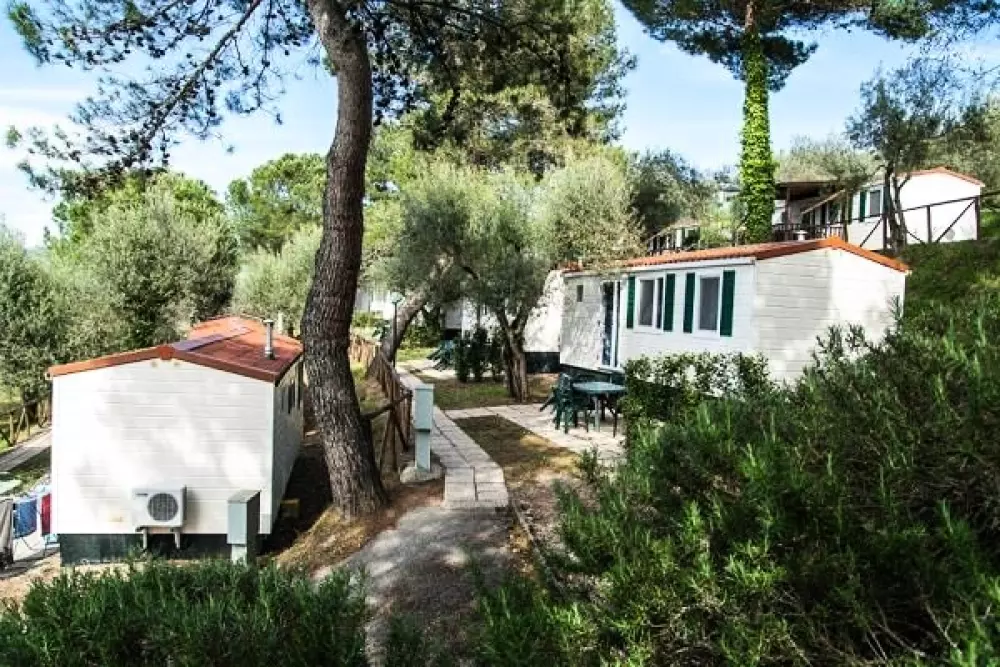 Camping Village Cerquestra 3 Stjerner★★★