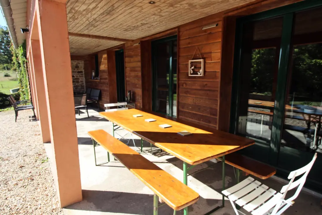Gîte de France Montbrugnaud: “de drie eiken” 3 korenaren