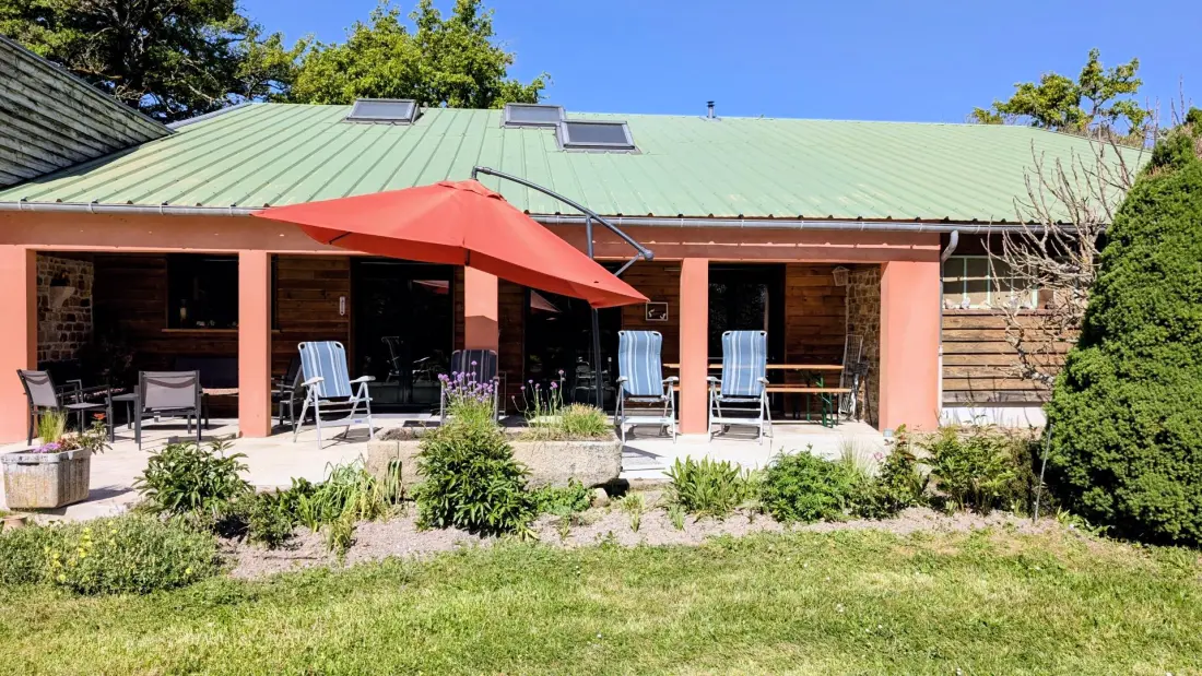 Gîte de France Montbrugnaud: “de drie eiken” 3 korenaren