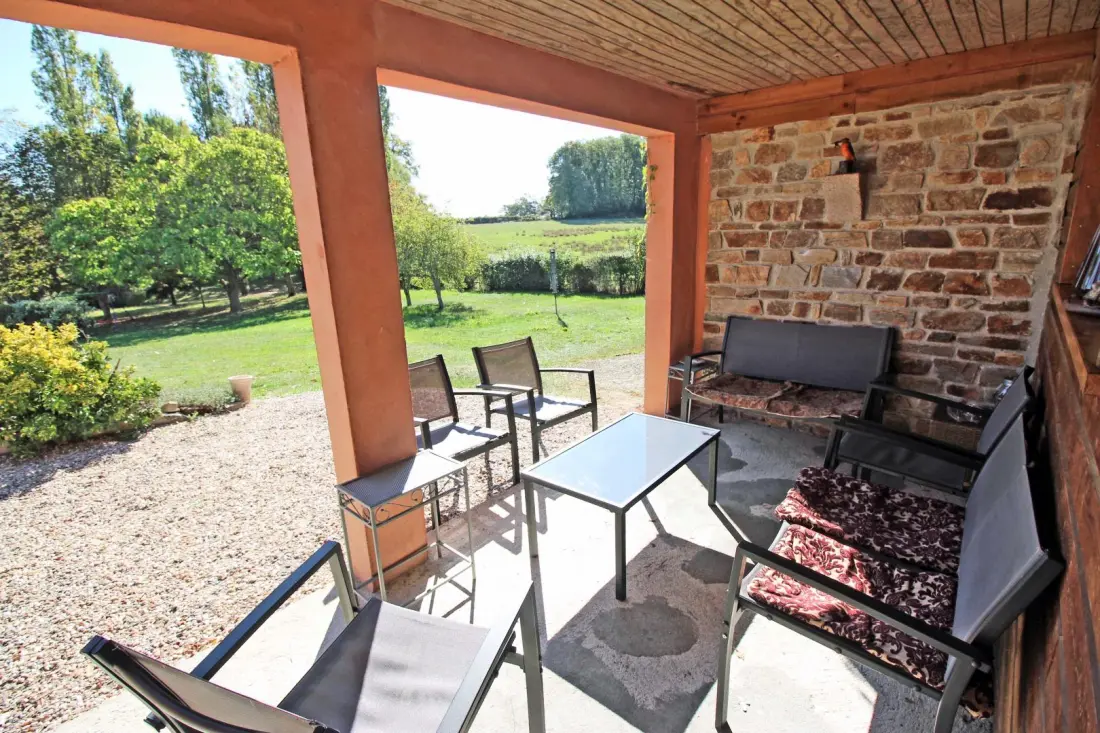 Gîte de France Montbrugnaud: “de drie eiken” 3 korenaren