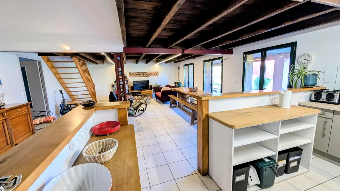 Gîte de France Montbrugnaud: “de drie eiken” 3 korenaren