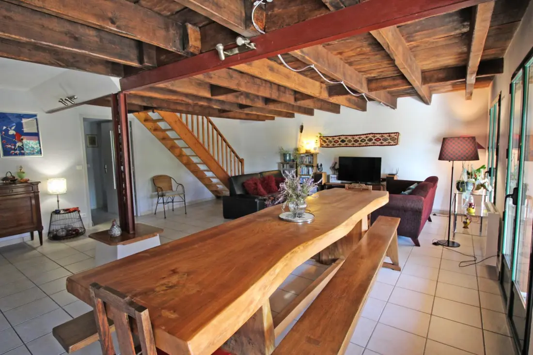 Gîte de France Montbrugnaud: “de drie eiken” 3 korenaren