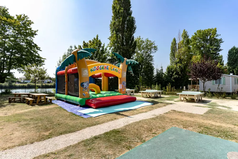 Campsite Sandaya Paris Maisons-Laffitte 4 Stars★★★★