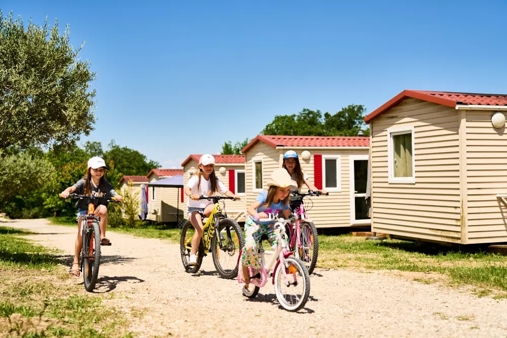 CAMPINGPLATZ LA CERISE 3 Sterne★★★