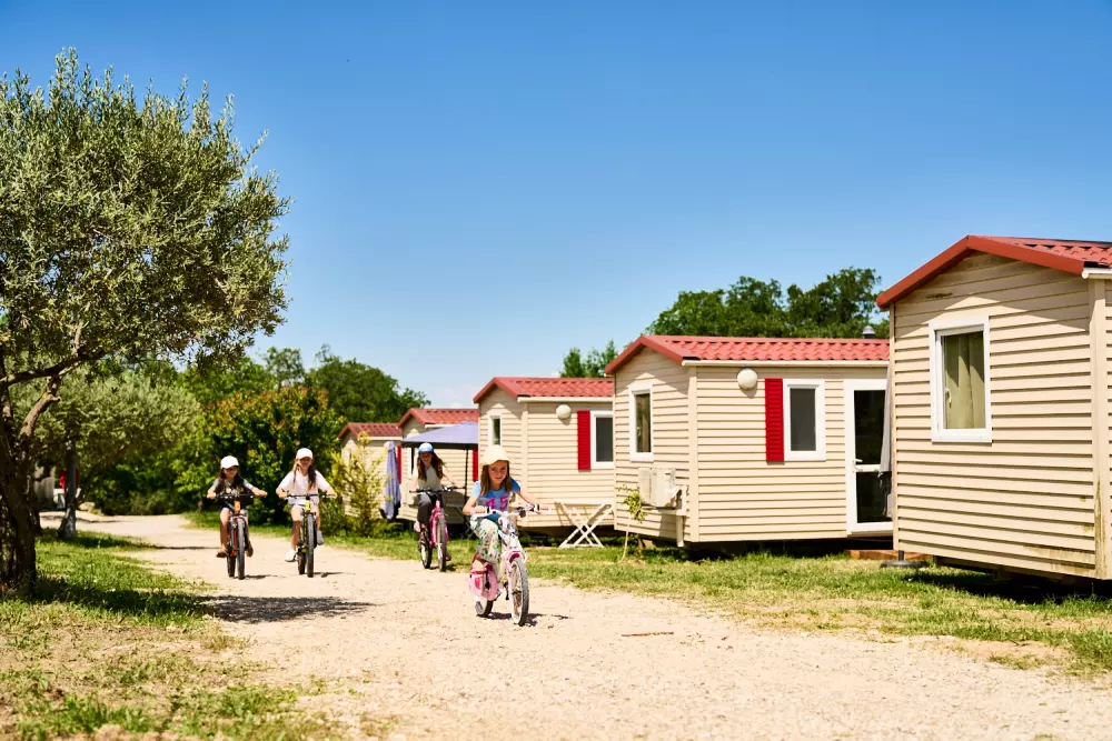 CAMPINGPLATZ LA CERISE 3 Sterne★★★