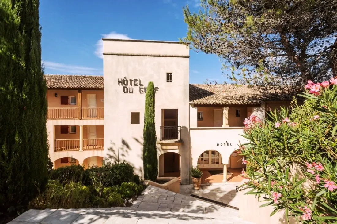 Residence Hotel du Golf de Pont Royal - maeva Home