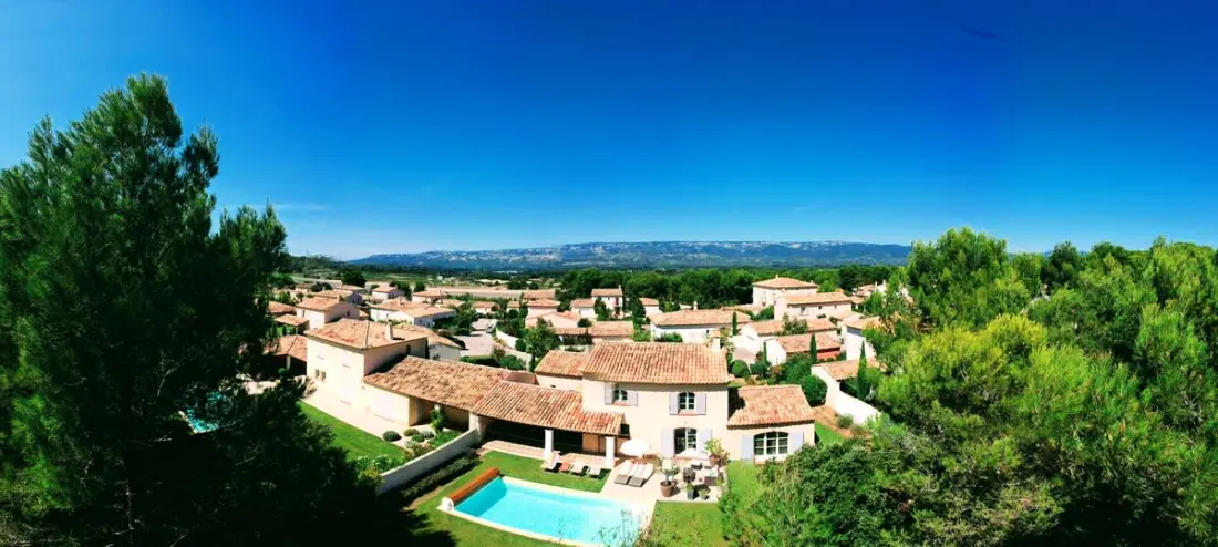 Az én villám Provence-ban, luxusvilla és úszómedence, Domaine De Pont-royal