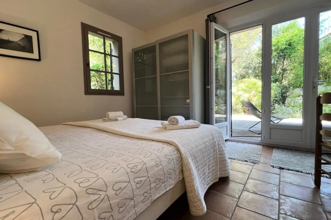 Maison Marie: Provencal Elegance a Golf De Pont Royal