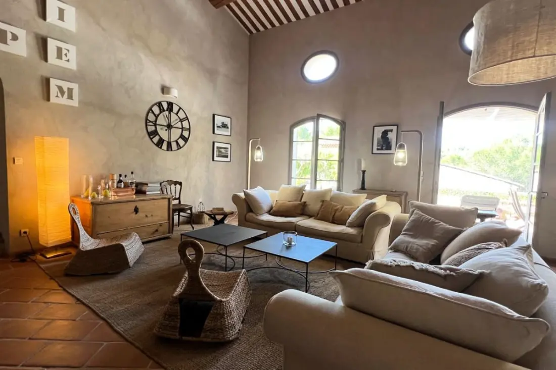 Maison Marie: Provencal Elegance a Golf De Pont Royal