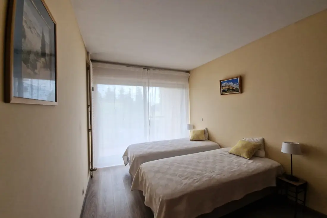 Apartament z basenem w Mandelieu- la- napoule