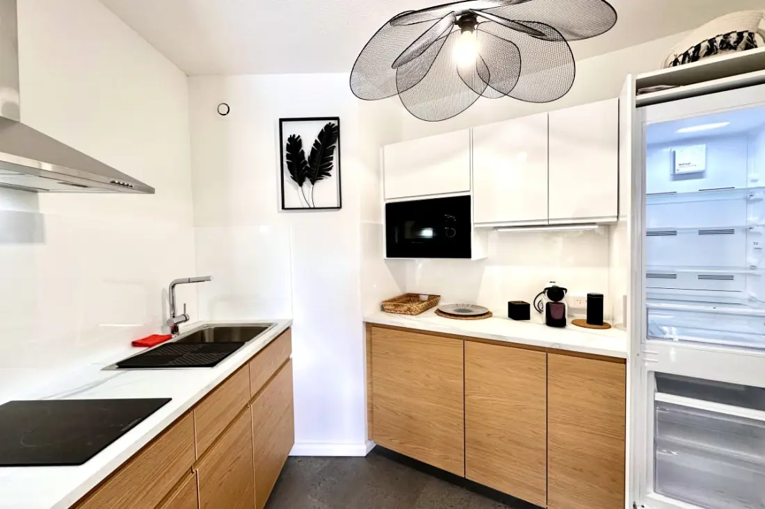 Apartamento con Terraza y Piscina en Mandelieu