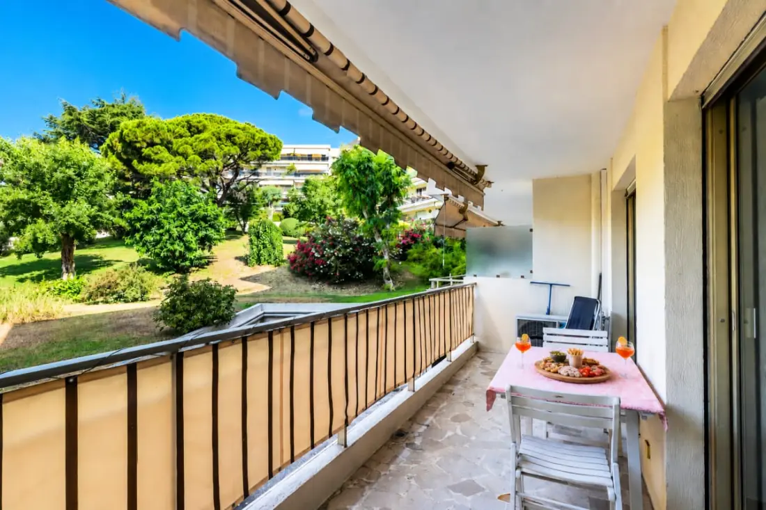 Apartamento Les Heures Claires Con Terraza -