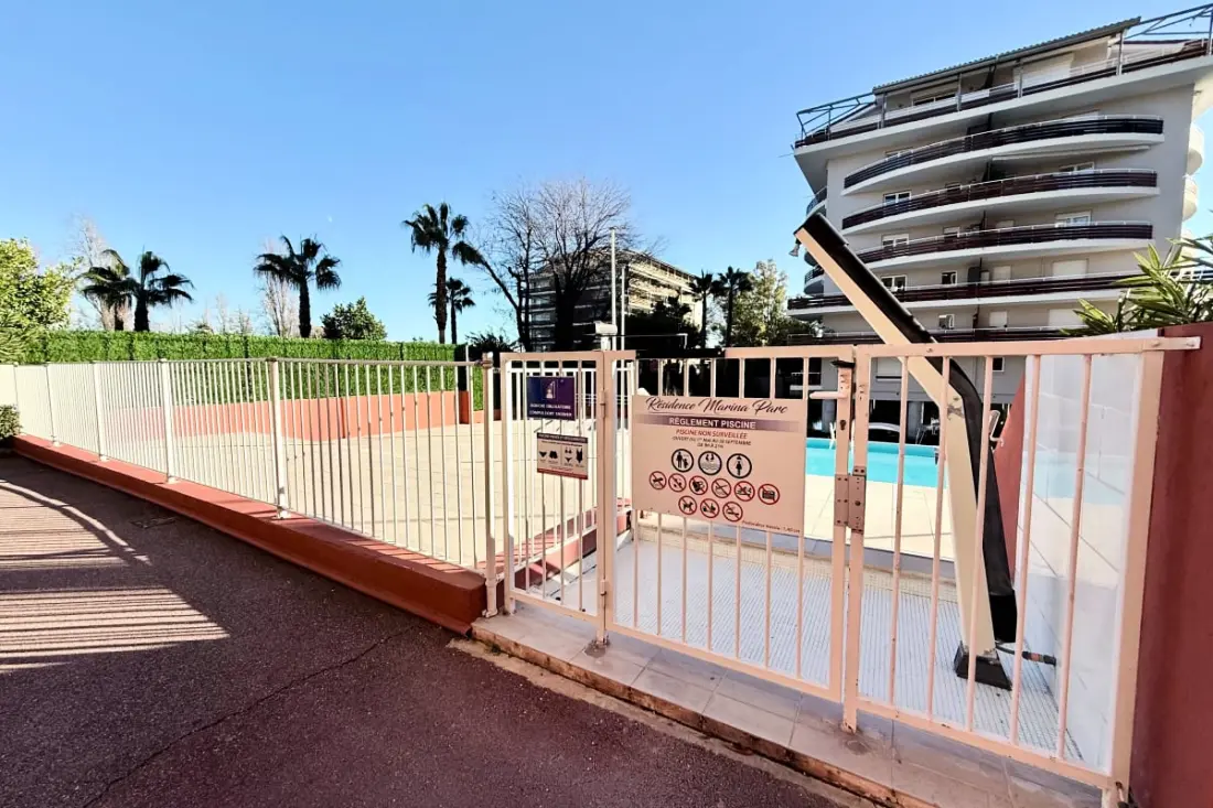 Luminoso apartamento en Mandelieu, Cerca de De La Mer