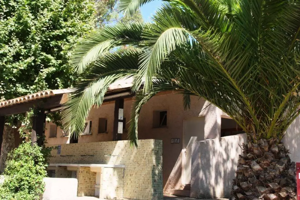 Campsite La Provençale 4 Stars★★★★