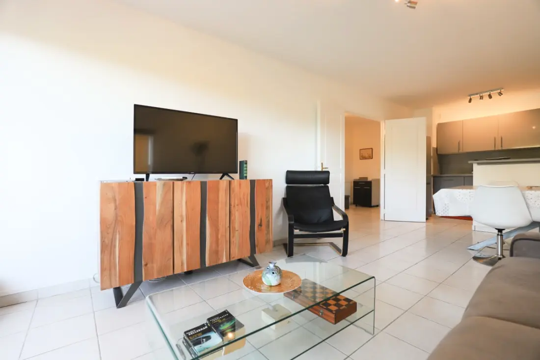 Apartamento en Mandelieu - Piscina y pista de tenis