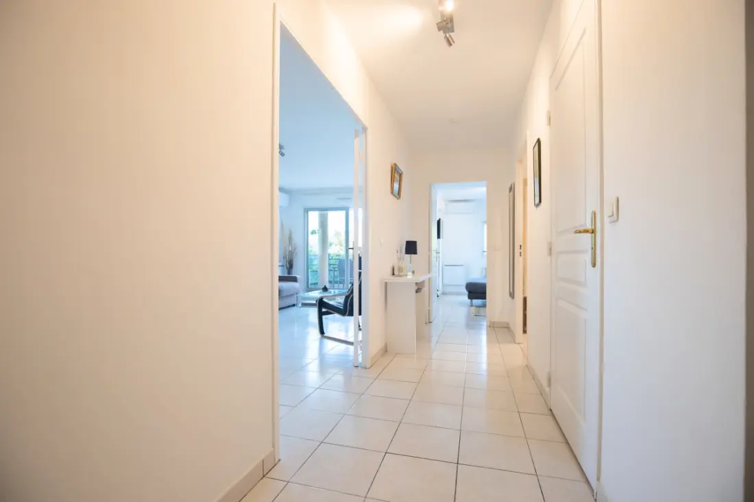 Apartamento en Mandelieu - Piscina y pista de tenis