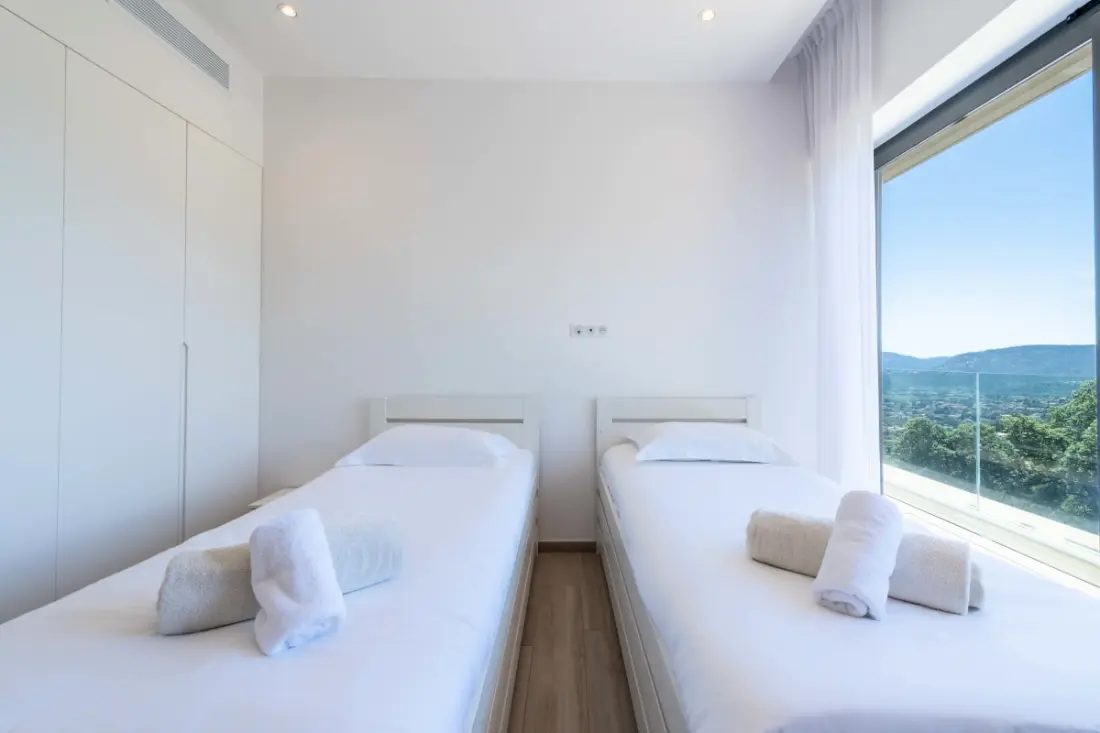 Residence House Architect with Pool Heat & Sublime Tengerlátás