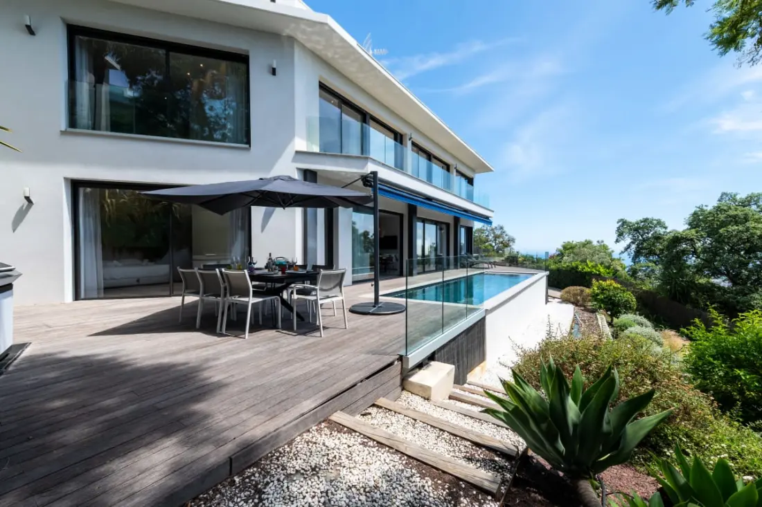 Residence House Architect with Pool Heat & Sublime Tengerlátás