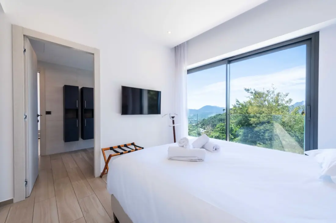 Residence House Architect with Pool Heat & Sublime Tengerlátás