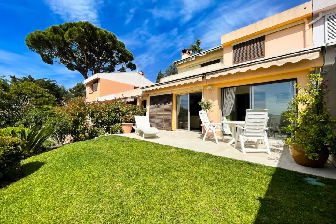 8 Pers Residential Villa - Medence Mandelieuban