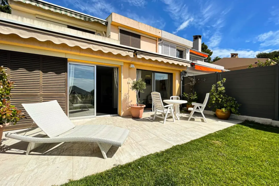 8 Pers Residential Villa - Medence Mandelieuban