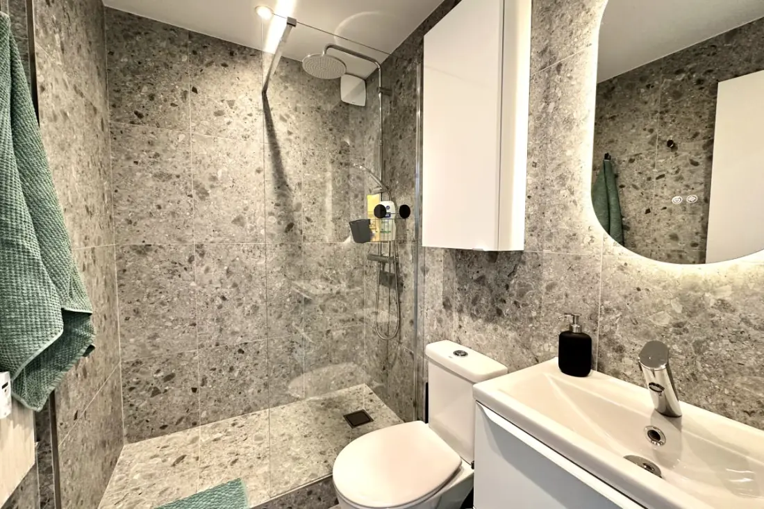 Estudio en La Marina con Terraza y Piscina