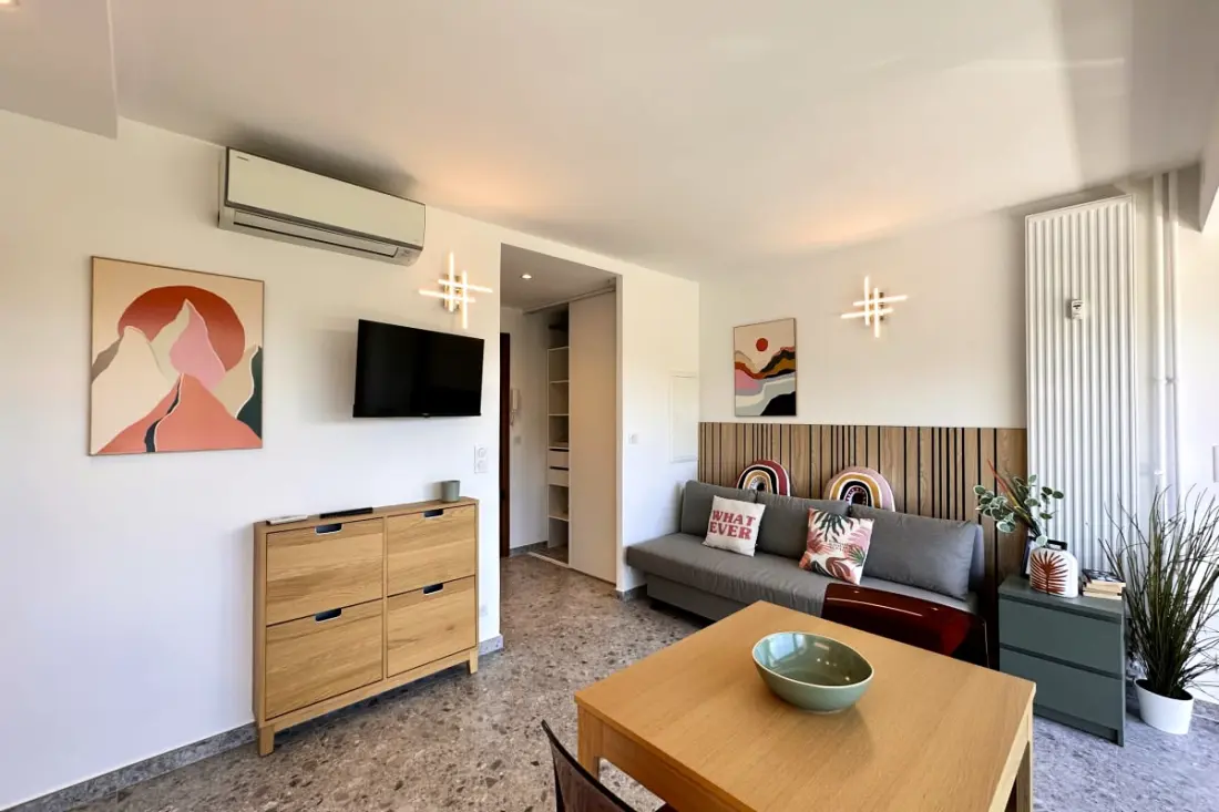 Estudio en La Marina con Terraza y Piscina