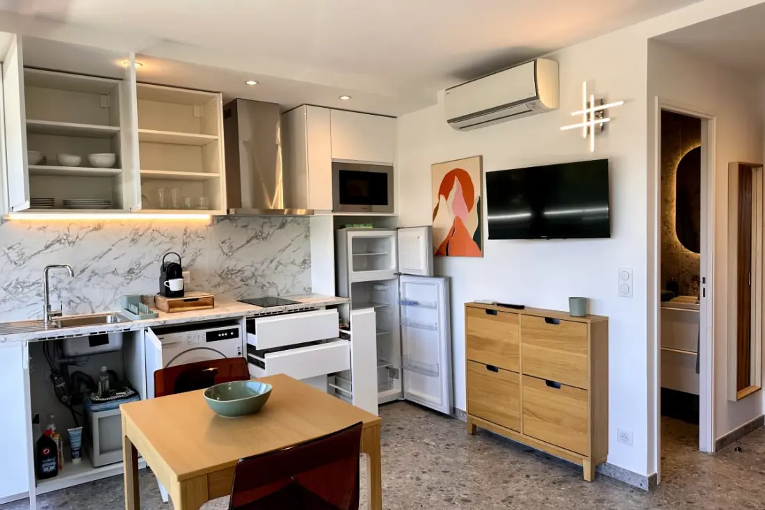 Estudio en La Marina con Terraza y Piscina