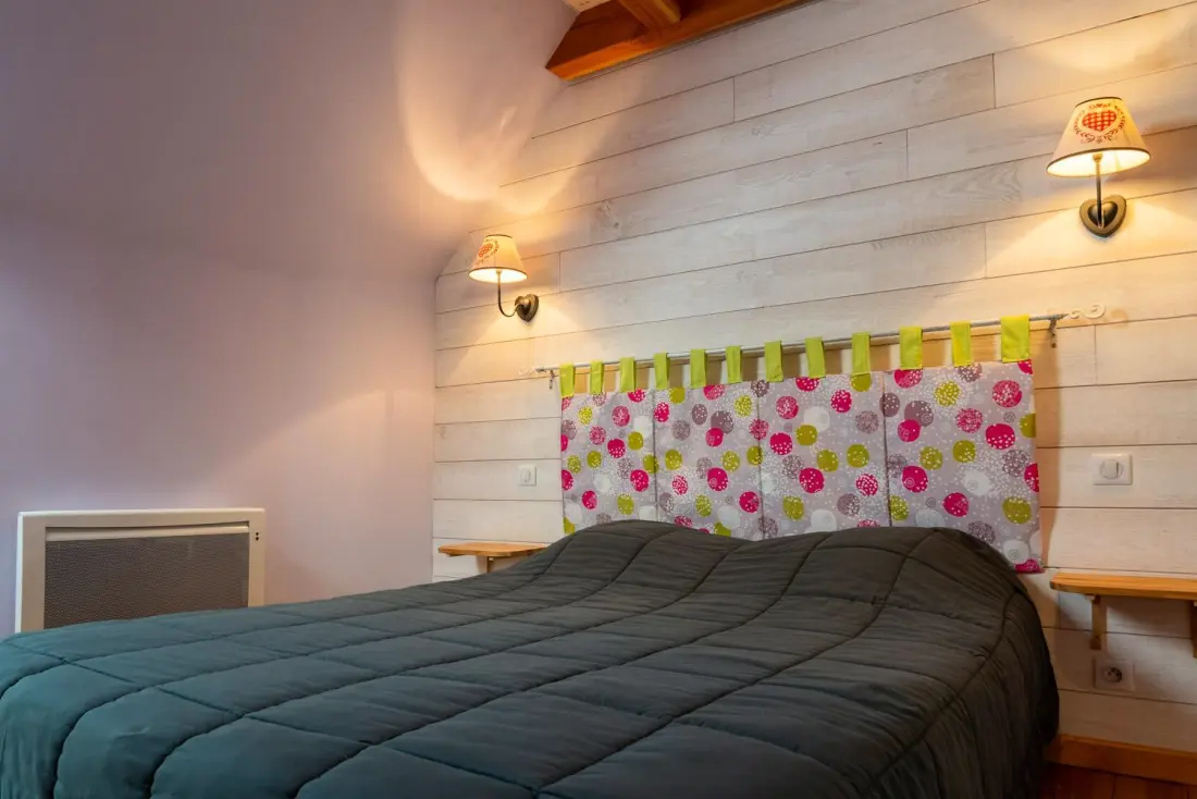 Gîte de France Gîte les violets d'aubrac 8/11 Personen in rieutort 3 Ohren