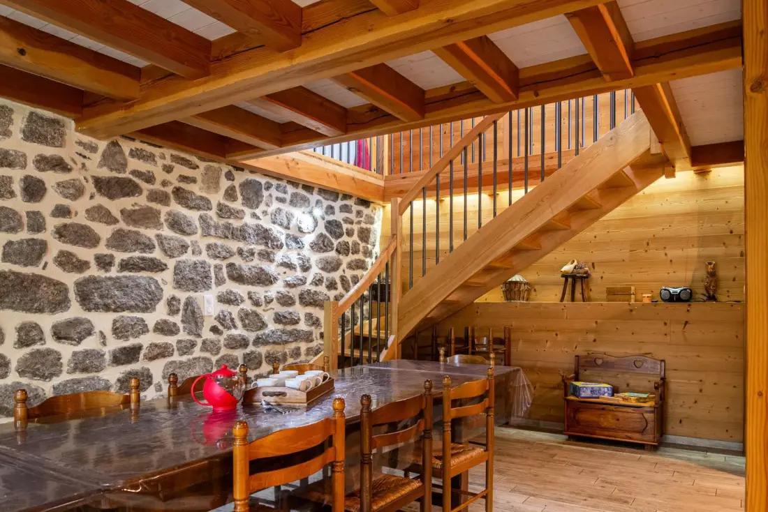 Gîte de France Gîte les violets d'aubrac 8/11 Personen in rieutort 3 Ohren