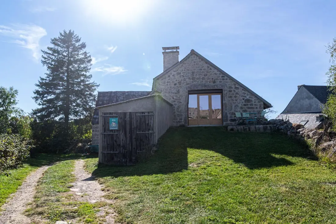 Gîte de France Gîte les violets d'aubrac 8/11 Personen in rieutort 3 Ohren