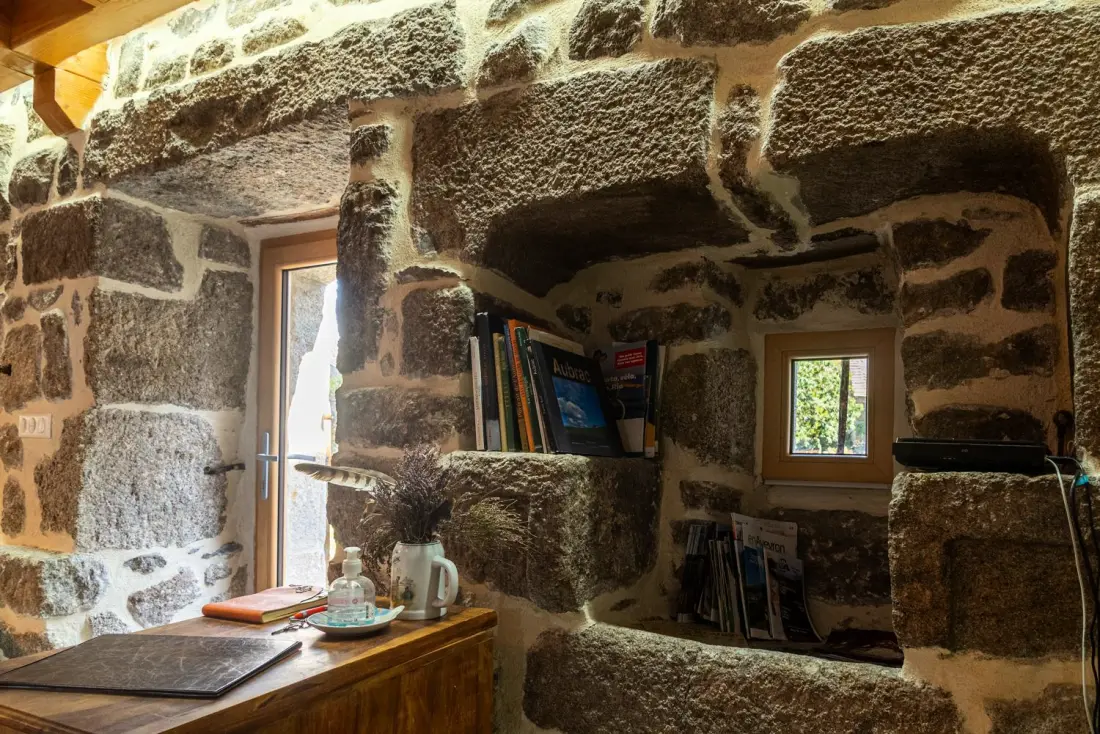 Gîte de France Gîte les violets d'aubrac 8/11 Personen in rieutort 3 Ohren